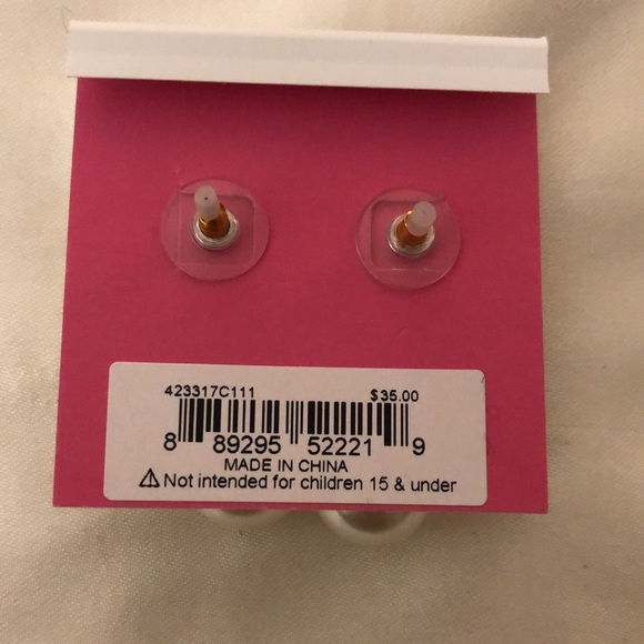 Betsey Johnson Gold Tone XOXO Iridescent Heart & Faux Pearl Cupid Drop Earrings - Picture 10 of 10